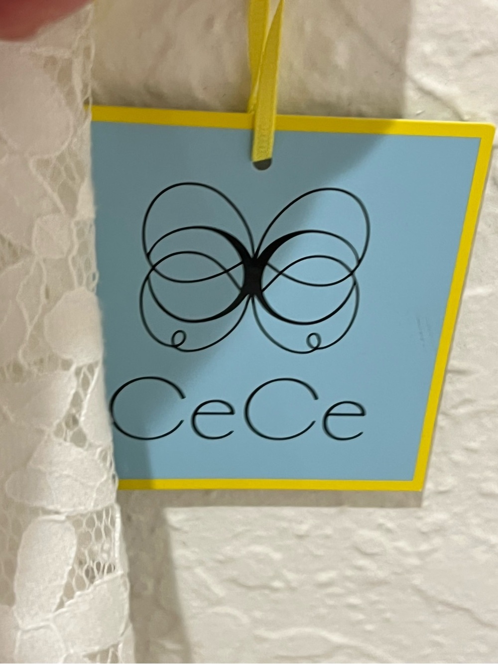 CeCe Large - Picture 4 of 4